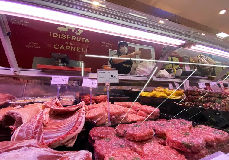 Una superbacteria contamina casi la mitad de la carne que se vende en España
