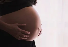 Denuncian desmayos por la extracción de óvulos sin anestesia en los tratamientos de fertilidad en España