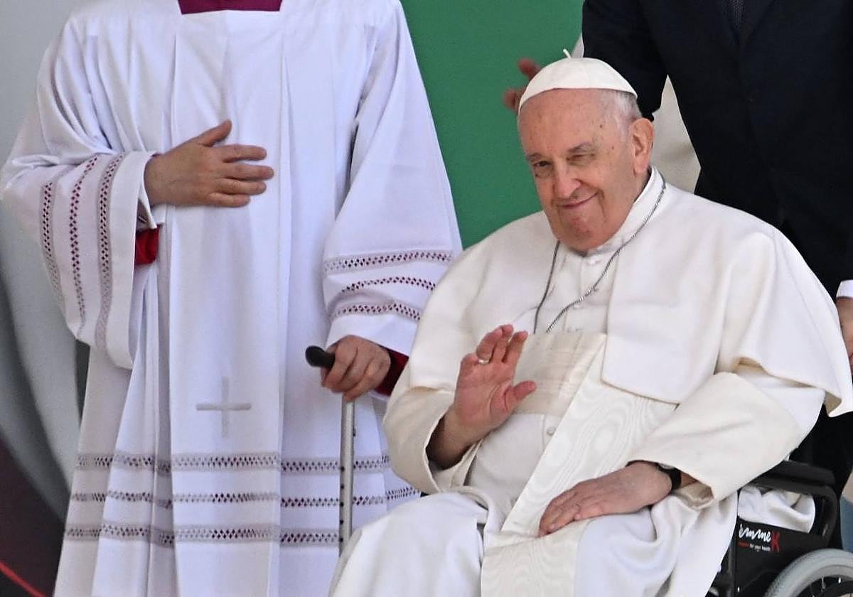 El Papa Francisco, durante la misa en la Plaza Kossuth Lajos en Budapest