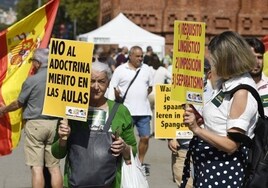 Un colegio público catalán considera el castellano como «una lengua del ambiente» que «no se habla habitualmente»
