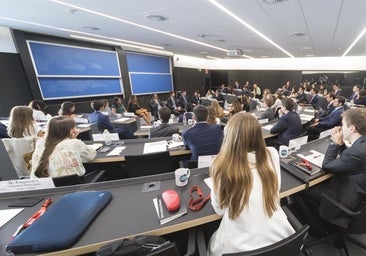 Estas son las diez carreras con mejores y peores salidas laborales en España