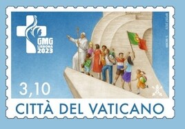 El Vaticano retira el sello que retrata al Papa en un monumento símbolo del dictador Salazar