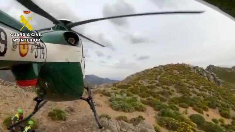 Rescatan a una mujer que no podía continuar una ruta en Guijo de Santa Bárbara (Cáceres)