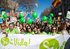 Cataluña es la comunidad que más abortos practica en la Sanidad pública, aunque todas recurren a clínicas privadas