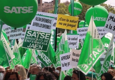 Las enfermeras denuncian al Gobierno ante Europa por no cobrar íntegramente sus pagas extra