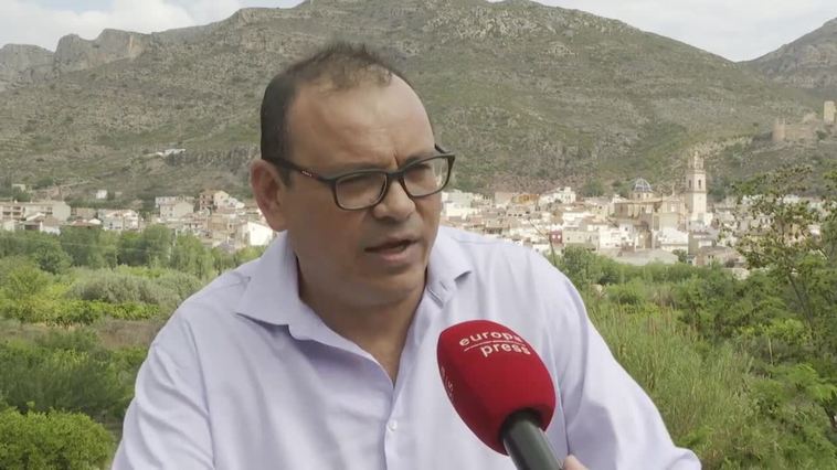 El alcalde de Gestalgar "convencido" de que el próximo edil no se decidirá por sorteo con una moneda