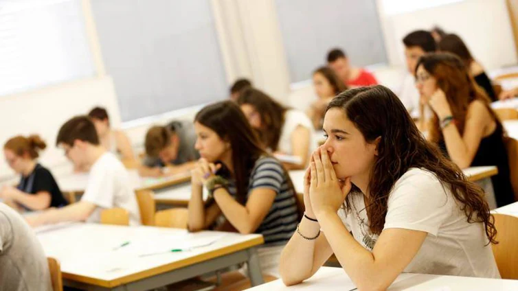 Selectividad: ¿Por qué el porcentaje de estudiantes que sacan sobresaliente es 6 veces superior en Asturias que en Baleares?