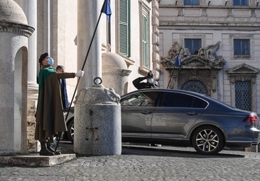 Italia suspende el permiso de conducir por hablar con móvil o conducir bajo efectos de alcohol y drogas