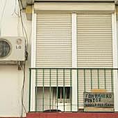 La Policía Nacional advierte de cómo hay que dejar las persianas cuando te vas de vacaciones: «por tu propia seguridad»