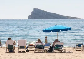 El mar alcanza una temperatura récord en una España agobiada por el calor