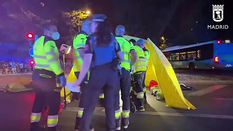 Una joven de 21 años, en estado muy grave tras ser atropellada por un vehículo que se dio a la fuga