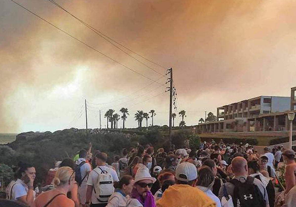 Los evacuados de la isla de Rodas ya superan los 30.000