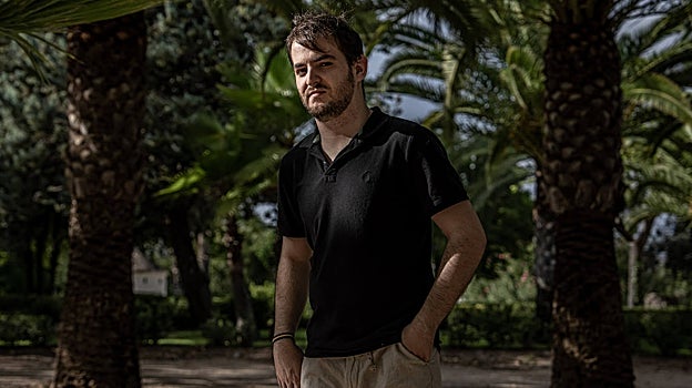 Juan Miguel Vargas Andújar se planteó cursar Derecho en Barcelona, donde reside parte de su familia. La frase de su primo, alumno de la UAB: «Aquí se respira miedo», hizo que se lo replanteara