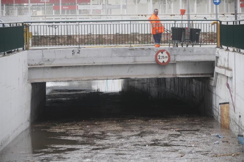 Vista de un túnel inundado el la localidad valenciana de Aldaya 