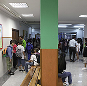 Una Francia en alerta por el bullying prepara un plan de urgencia que incluirá el toque de queda digital