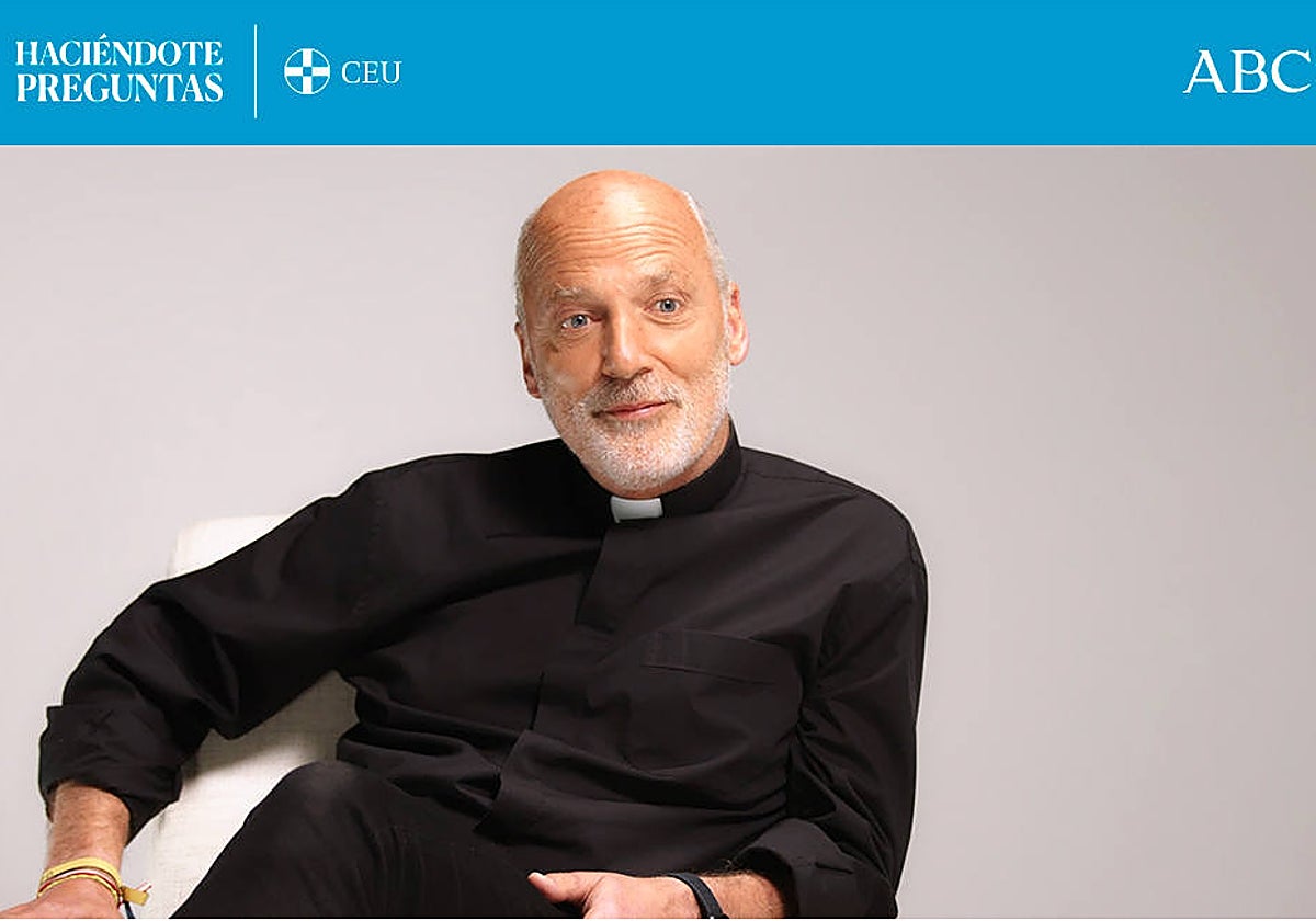 «Rezamos cantando y cantamos rezando. Las canciones educan el alma»