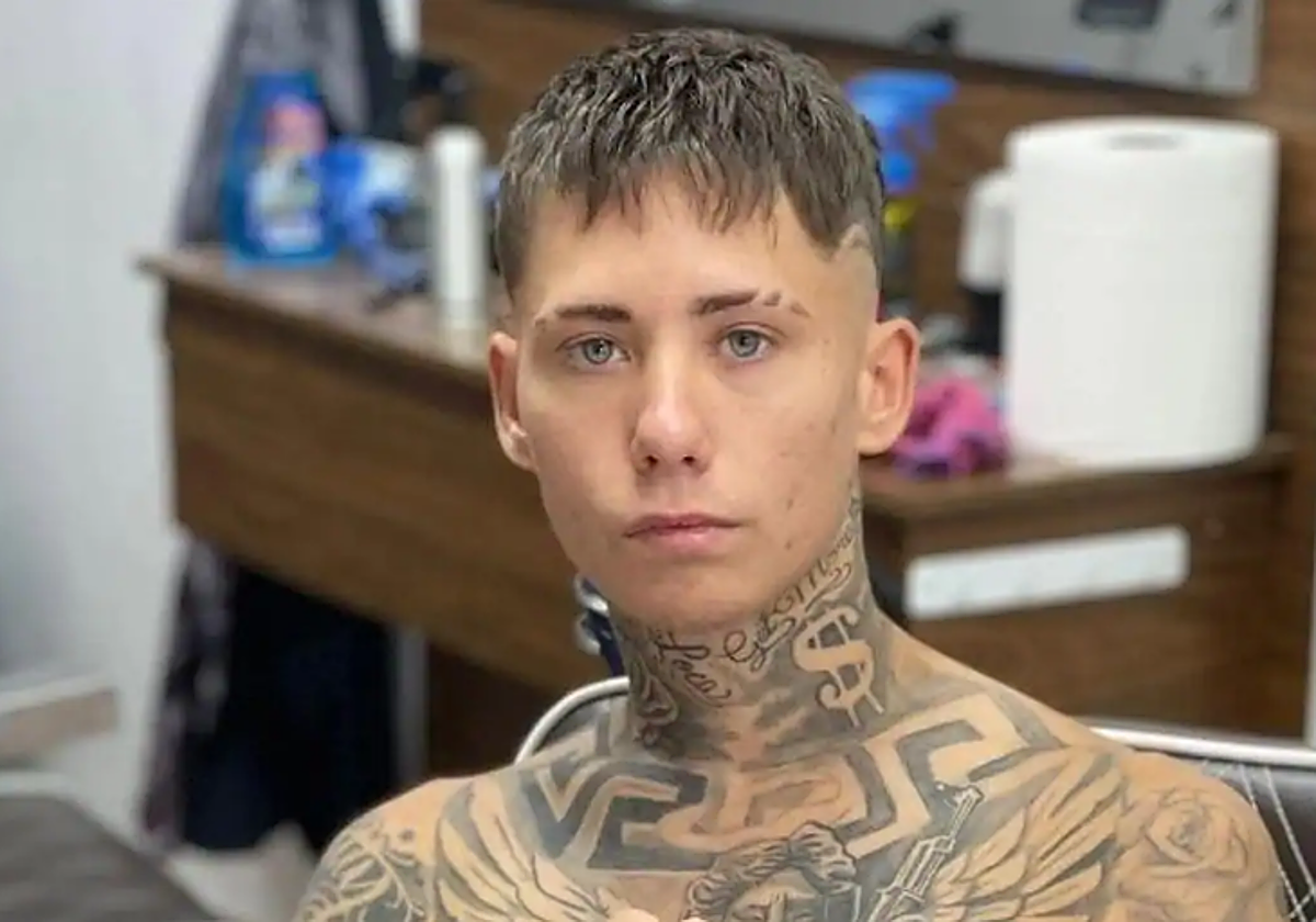 El joven NanoJr dio una lección de vida mostrando los dos trabajos con los que mantiene a su familia