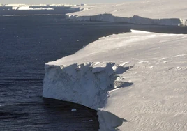 La Antártida adelgaza: pierde más de 7 billones toneladas de hielo en 25 años
