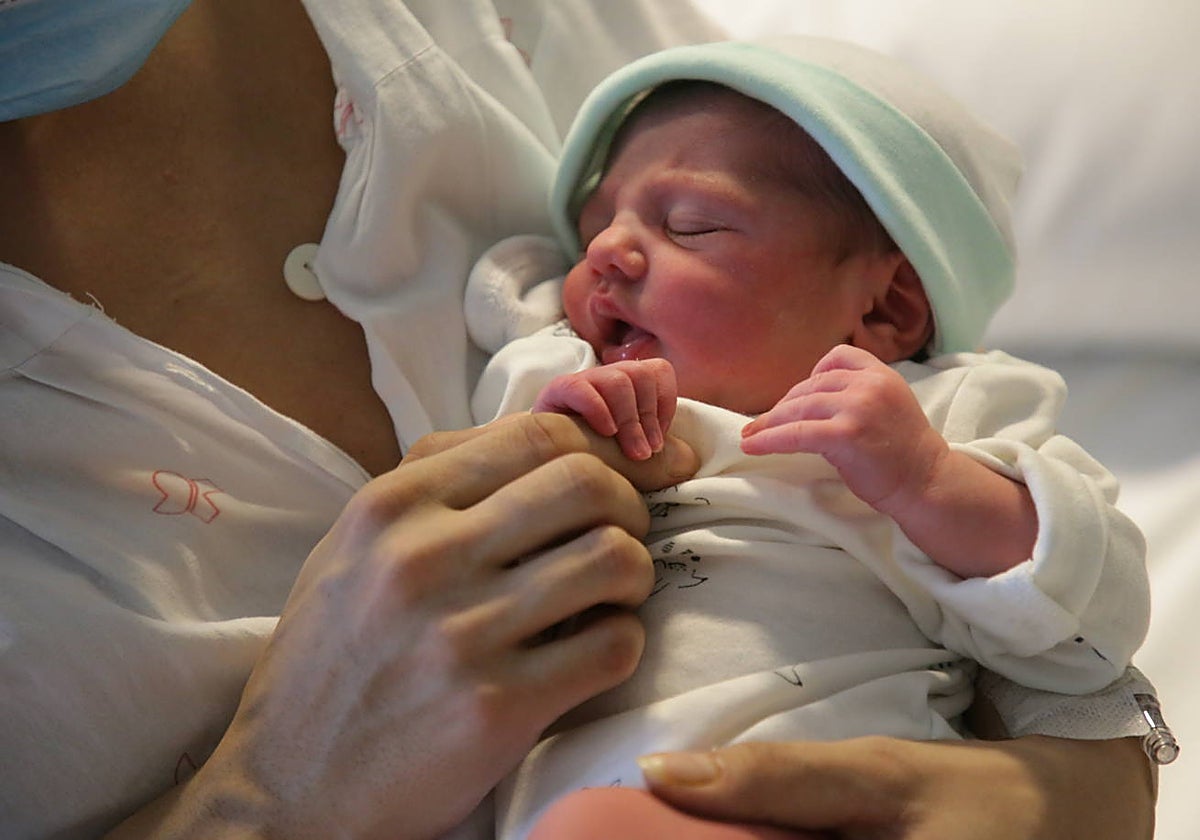 Lia García Galinova, primer recién nacido del año de Zamora