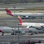 La limitación de los vuelos domésticos solo reducirá un 0,1% las emisiones de CO2, según el Colegio de Ingenieros Aeronáuticos