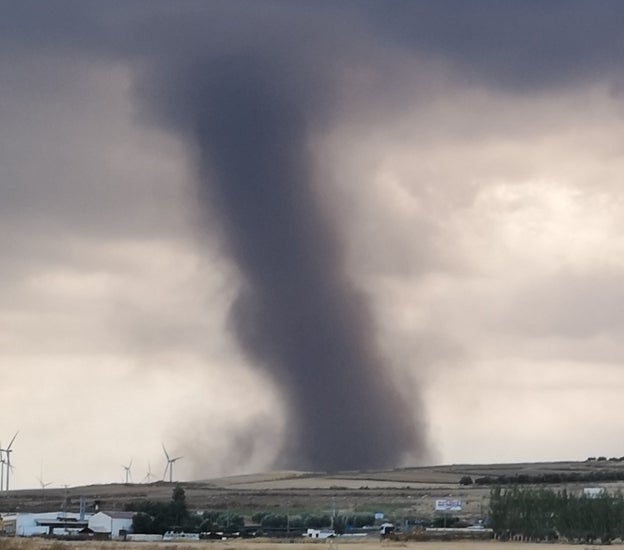 Tornado en Campillos (Málaga), notificado por un usuario a Sinobas