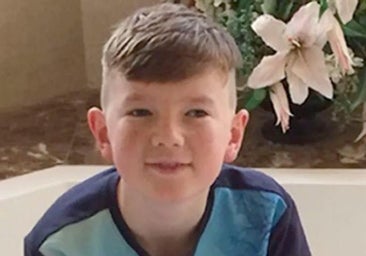 El joven Alex Batty, localizado en Francia tras seis años desaparecido, será repatriado «en días» con su abuela británica