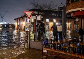La tormenta Zoltan mantiene a Alemania en alerta por inundaciones