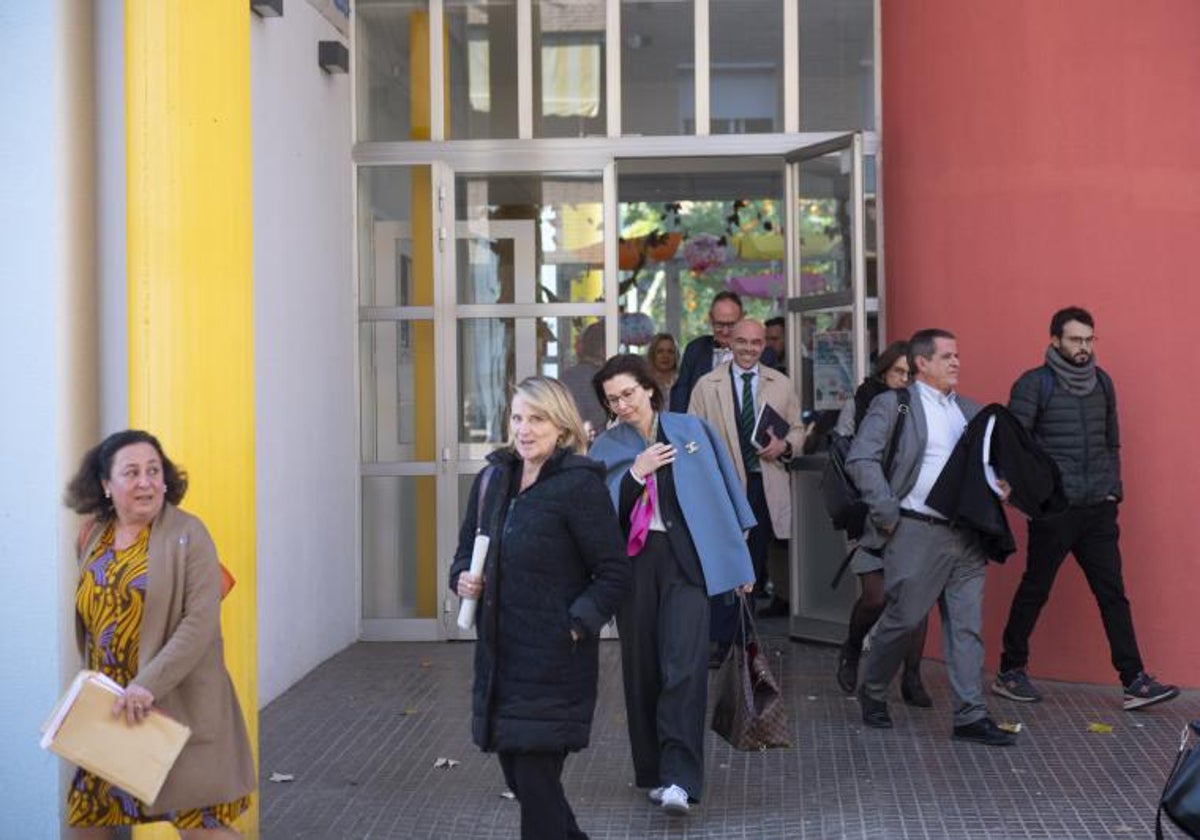 Eurodiputados en un colegio catalán, el pasado diciembre