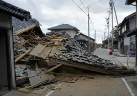 Alerta en Japón por fuertes réplicas del terremoto durante una semana