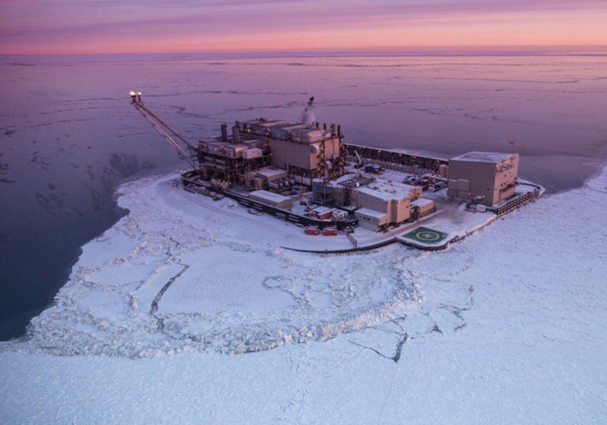 Plataforma petrolífera en Alaska, en el Ártico