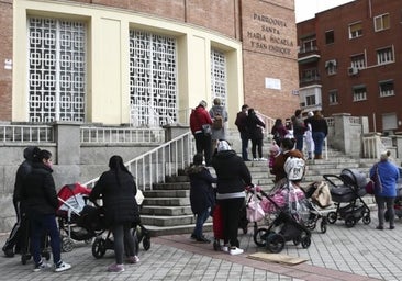 No, las nuevas tarjetas monedero no acabarán con las colas del hambre y estos son los motivos