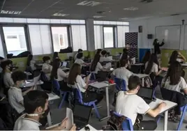 Vox denuncia que el PSOE y el PP han ignorado las Humanidades en las aulas: «Los jóvenes son más manipulables»