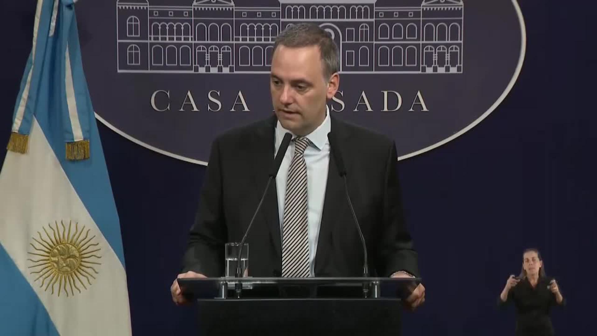 &quot;La comida de los argentinos no está en discusión&quot;, asegura el Gobierno de Milei