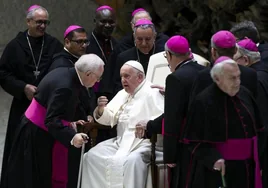 Papa Francisco: «Nadie se escandaliza si doy la bendición a un empresario explotador y sí si se la doy a un homosexual»