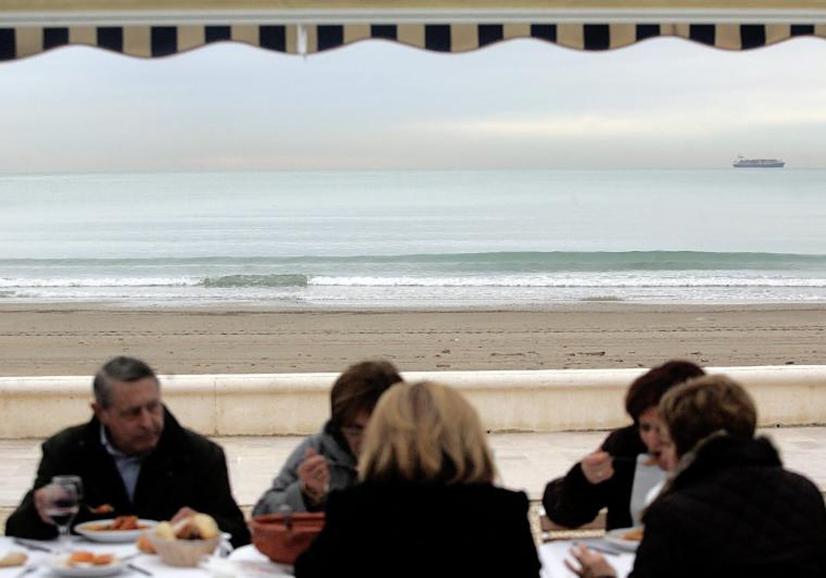 El Supremo anula el cambio en el reglamento de Costas del Gobierno por saltarse la consulta pública