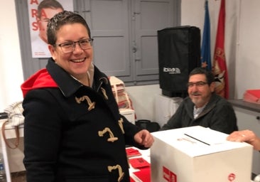 La directora del Instituto de las Mujeres «reincide» y se estrena en un acto «tránsfobo»