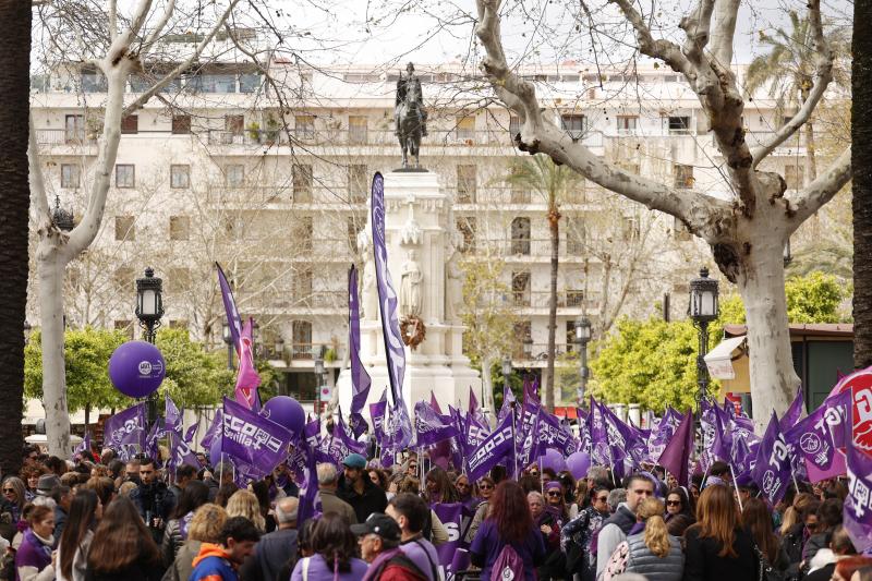 Las sevillanas también se manifiestan este viernes por el Día Internacional de la Mujer Trabajadora en la capital andaluza