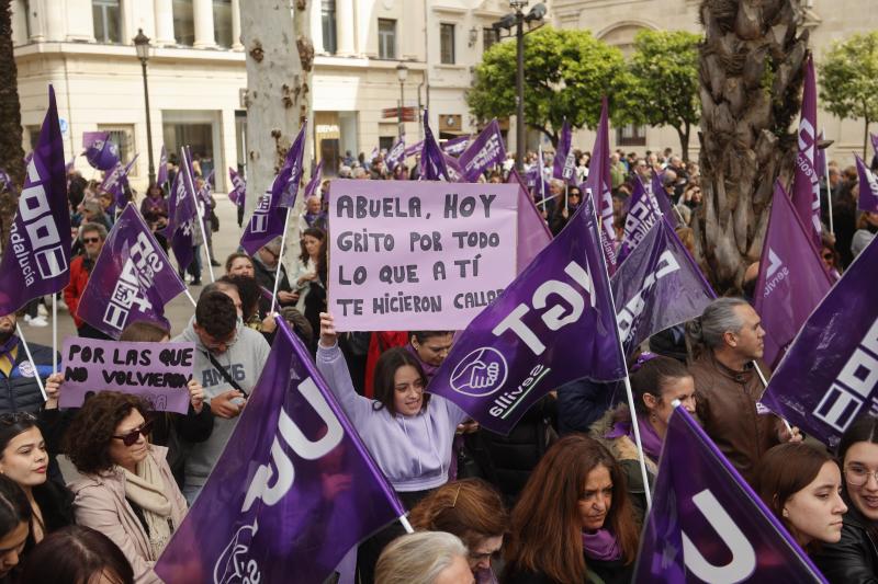 Participantes en la manifestación de Sevilla