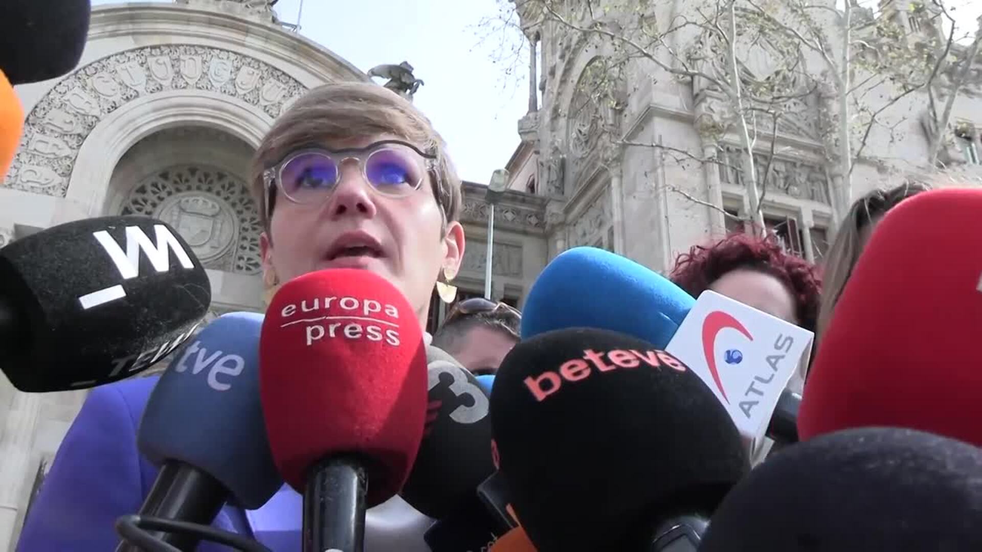 Alves dice a la Audiencia de Barcelona que no se fugará si le dejan en libertad