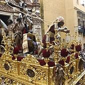 Cuánto pesa un paso de Semana Santa