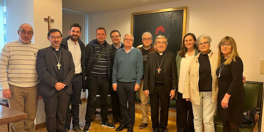 Argüello y Cobo se reúnen con víctimas de abusos en la Iglesia católica y trazan un plan de colaboración