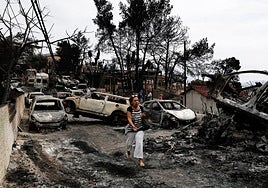 «Diez euros al día cuestan las vidas de nuestros hijos»: indignación tras la absolución de 15 imputados por el peor incendio de Grecia