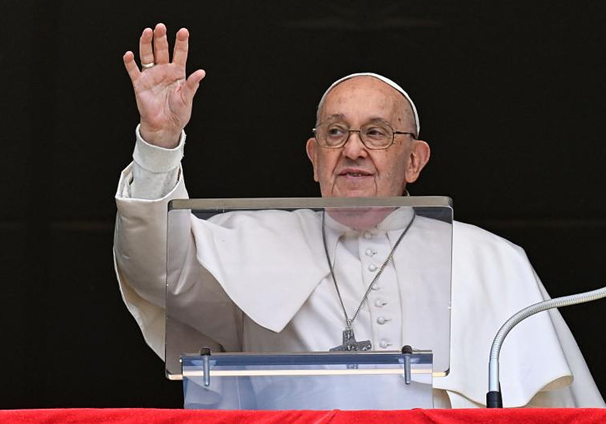 El Papa durante el ángelus de este domingo