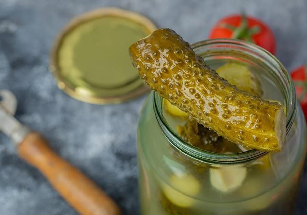 Sanidad lanza una alerta que prohibe consumir estos encurtidos procedentes de España