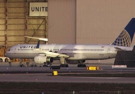 Un avión de Boeing pierde una rueda nada más despegar de un aeropuerto de Los Ángeles