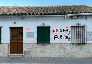 Lo que puede hacer un okupa para evitar que los propietarios le denuncien: «Se las saben todas»