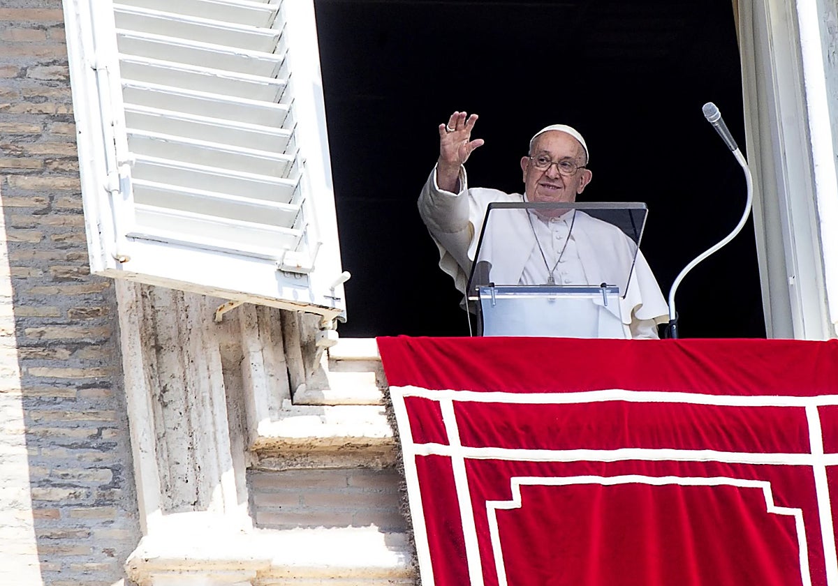 El Papa durante el ángelus este domingo