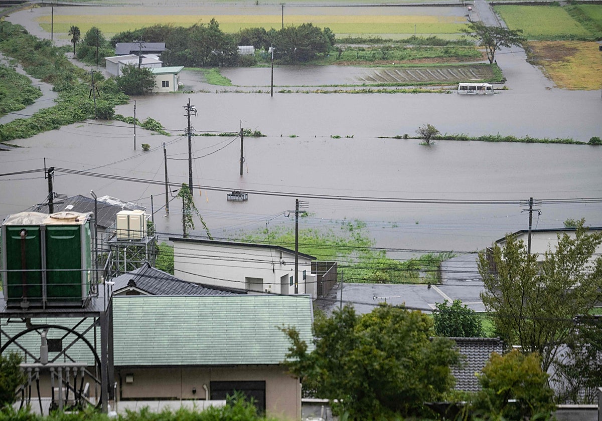 Imagen de las inundaciones en Japón tras el paso del tifón Shanshan