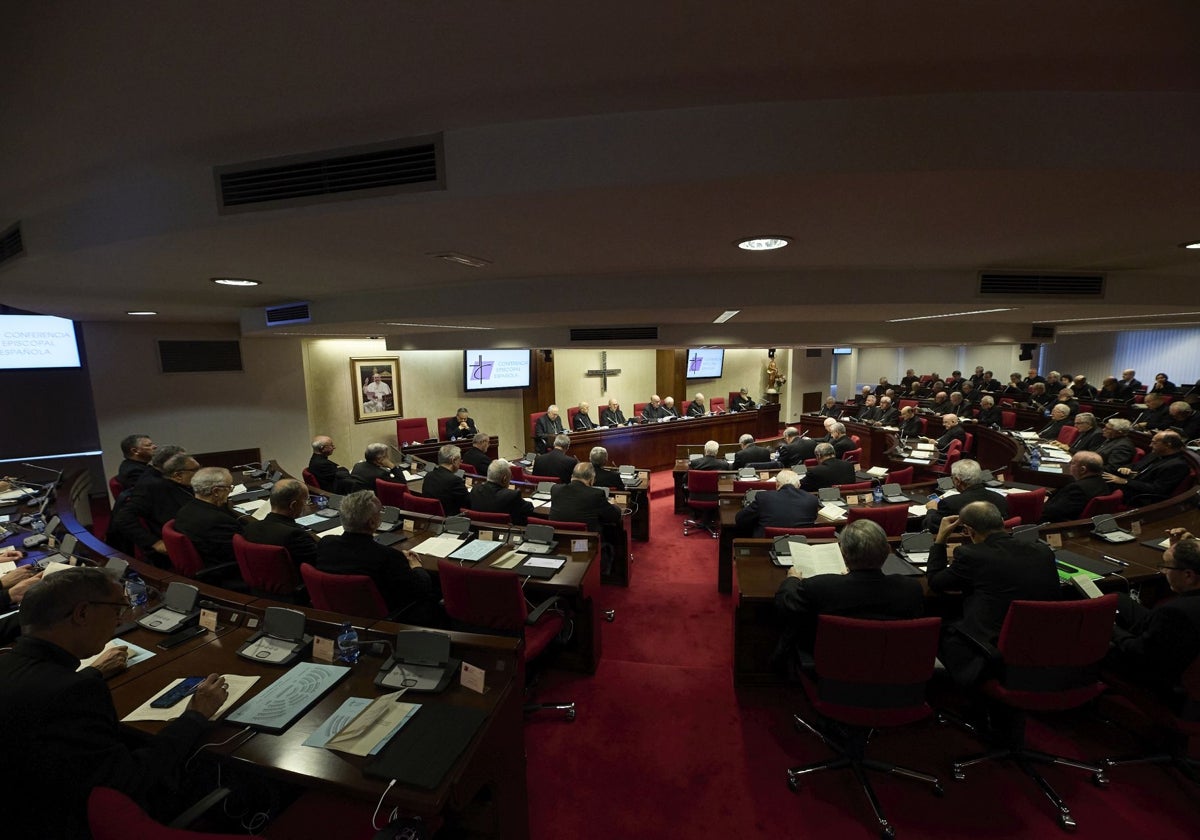 Una asamblea plenaria de la Conferencia Episcopal Española