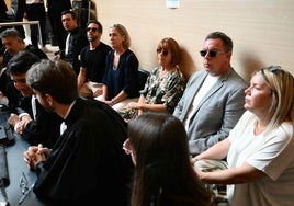 Los hijos de la mujer drogada y violada durante 10 años en Francia reviven el calvario ante el tribunal: «Ha sido absolutamente insoportable»